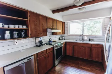 Full Kitchen Tofino Vacation rental